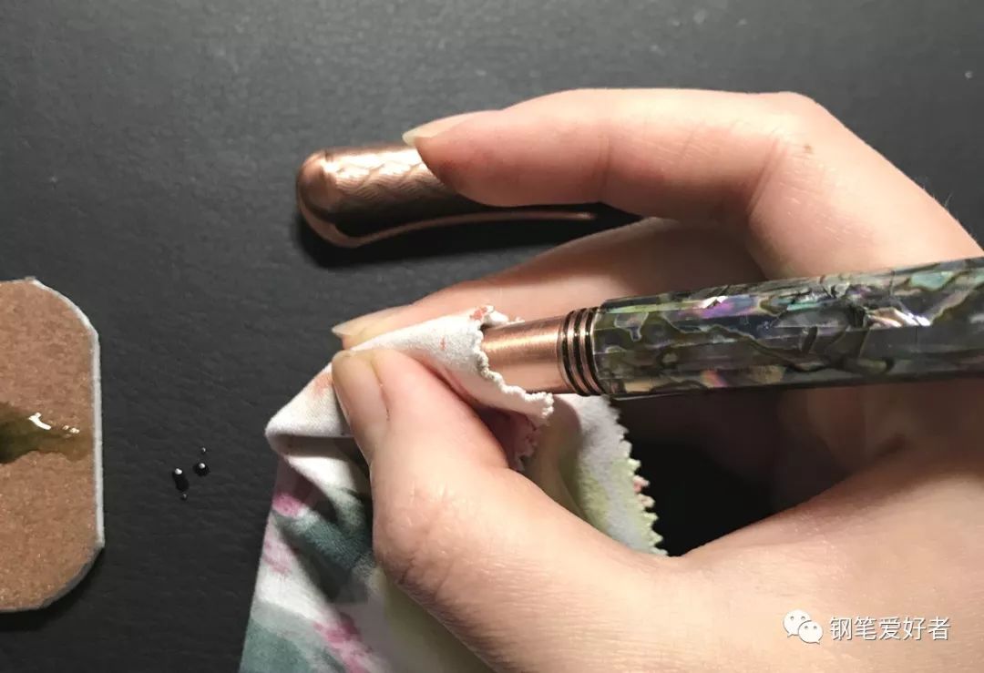 感觉钢笔不顺滑怎么办,感觉钢笔工具不顺滑怎么办