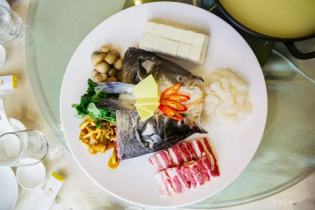 娉夊窞甯傚尯鍝簺姣旇緝濂界殑娴烽矞閰掓ゼ,娉夊窞娴烽矞缇庨鎺掕姒滃墠鍗佸悕