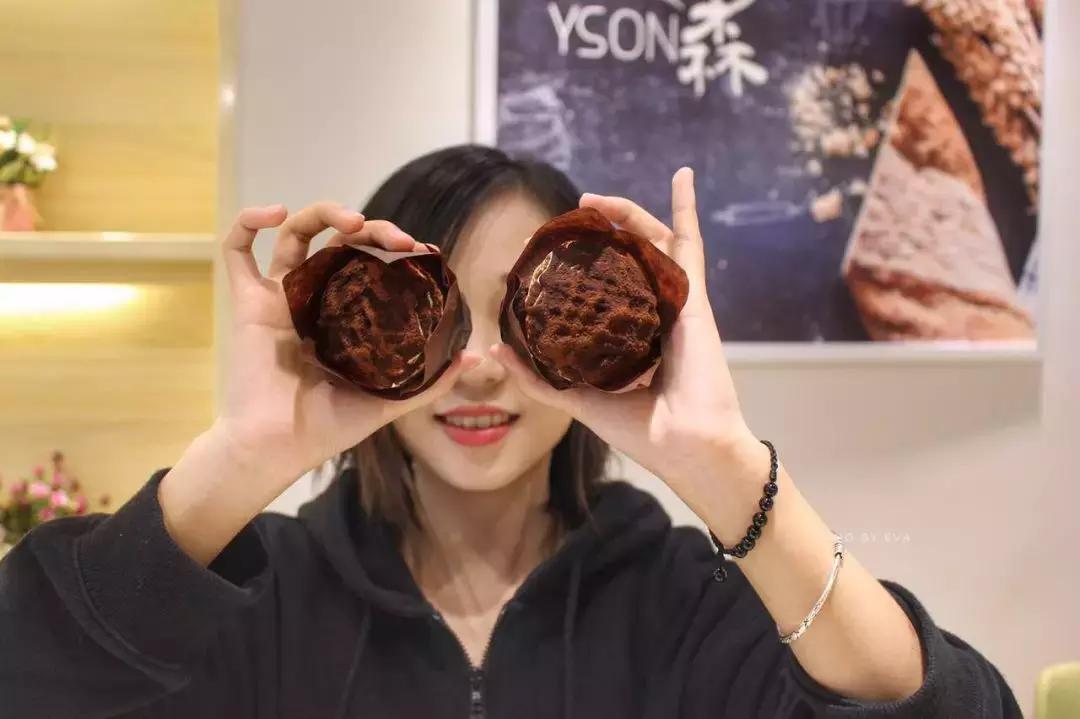 香港排长龙奶茶店,香港排长龙的奶茶店