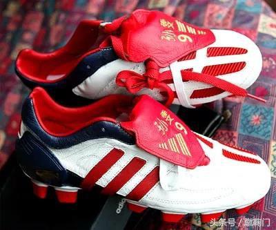 还记得你的第一双篮球鞋咋拍,还记得你们的第一双球鞋叫什么吗