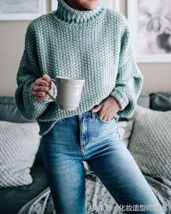 毛衣变形怎么恢复原形,毛衣放洗衣机洗缩水变形怎么办