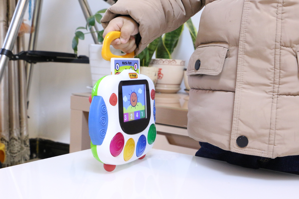 不知道怎么陪2岁宝宝玩,不知道怎么陪七个月宝宝玩