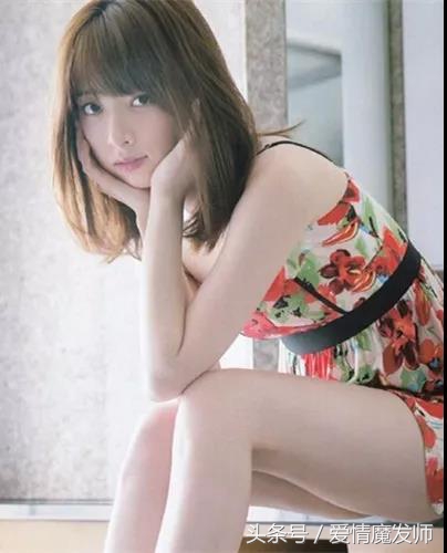 细狗适合烫什么发型,细狗适合的发型不烫