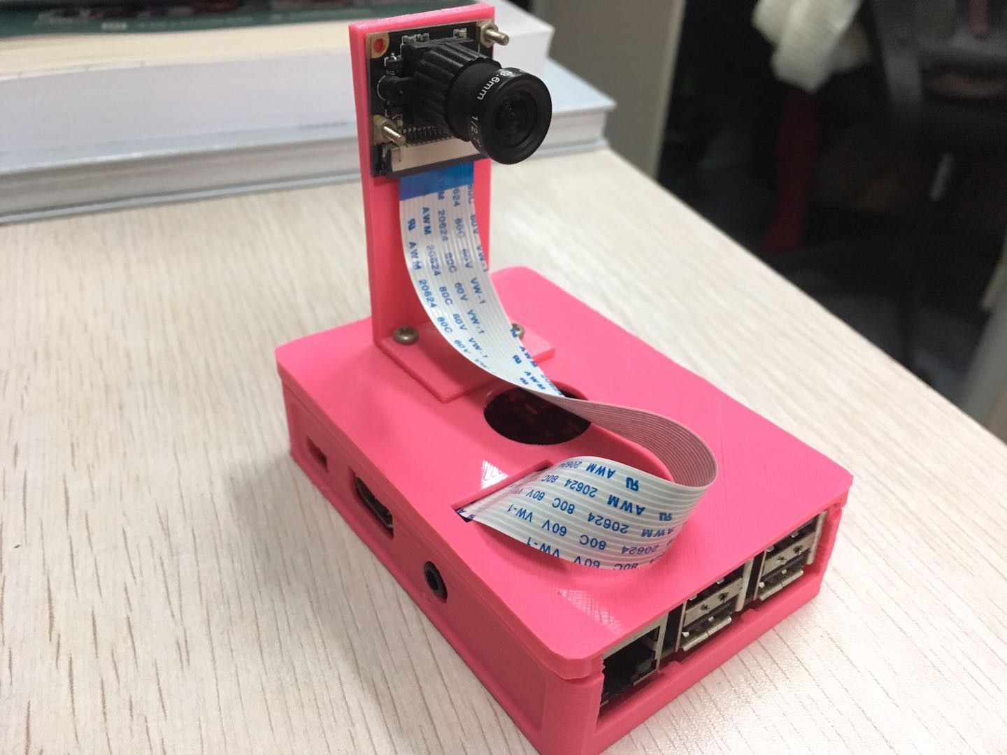 没钱买相机,程序员改用树莓派做延时视频!