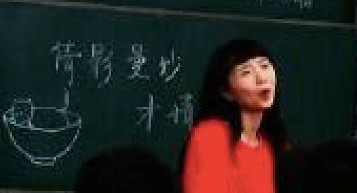 为什么女生的刘海剪得很短,女生刘海剪太短