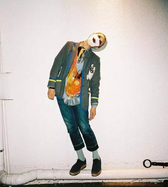 权志龙巴黎陈冠希,权志龙与朋友私下聚餐