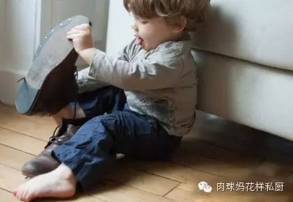 装备控,宝宝扶着围栏走需要穿什么鞋
