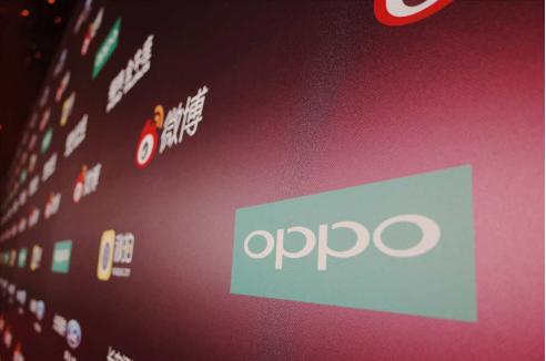 微博之夜360度转转拍OPPOR7s自拍新玩法