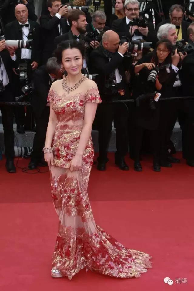 她从不蹭红毯,却作为中国影星被戛纳官方连续4年邀请