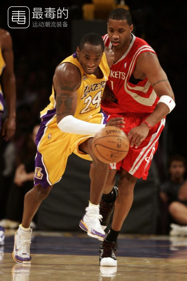 回顾科比上脚战靴,传奇落幕科比