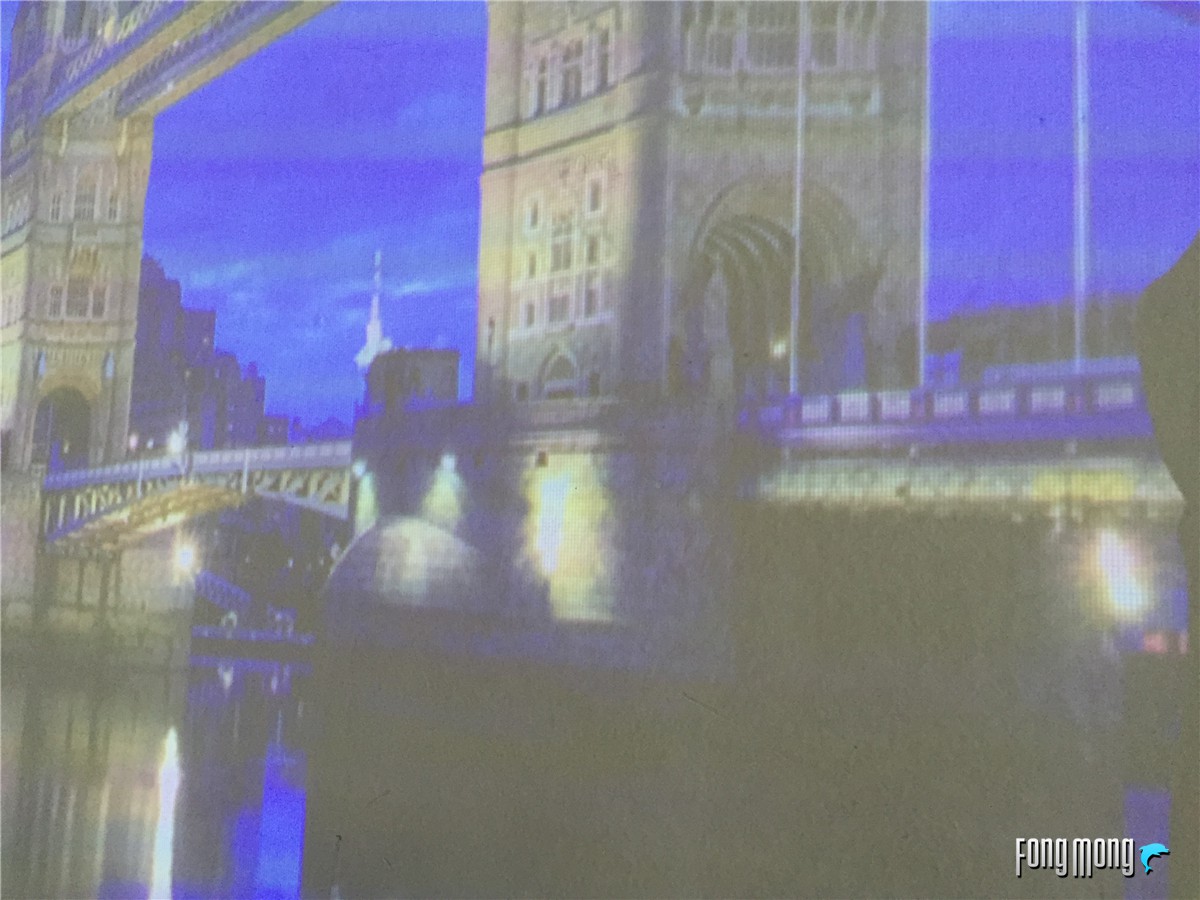 极米z4爵色投影仪是金色的么,极米z4x观影效果怎么样