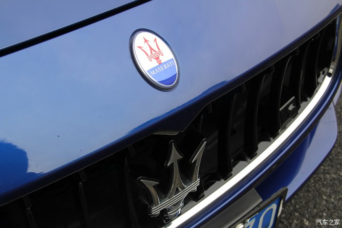 女车主提车兰博基尼,美女提车玛莎拉蒂