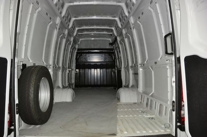 依维柯最新款轻客,依维柯轻客最新款