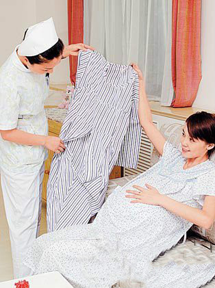 图解生孩子的过程