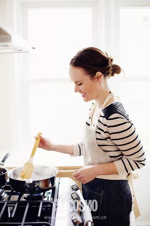 乐活家｜再有人种草早餐机有多炫，我就拿这张烤糊的三明治给她看