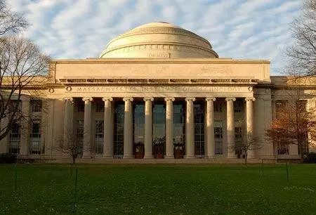 世界十大名校校训,世界名校的校训句句真理