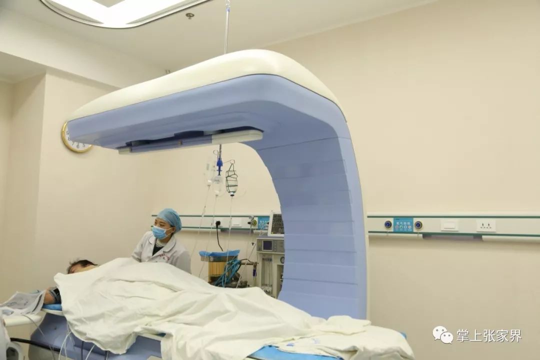 鼠标一点，病痛就跑！这家医院怕不是在拍科幻片