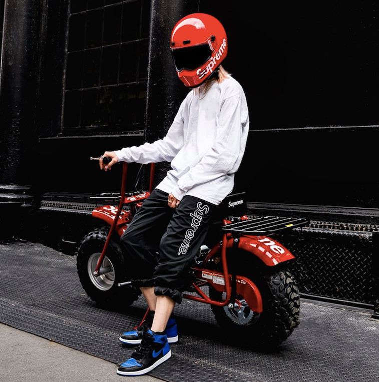 “我说想玩GTR,我妈说给你几万去买鞋吧”