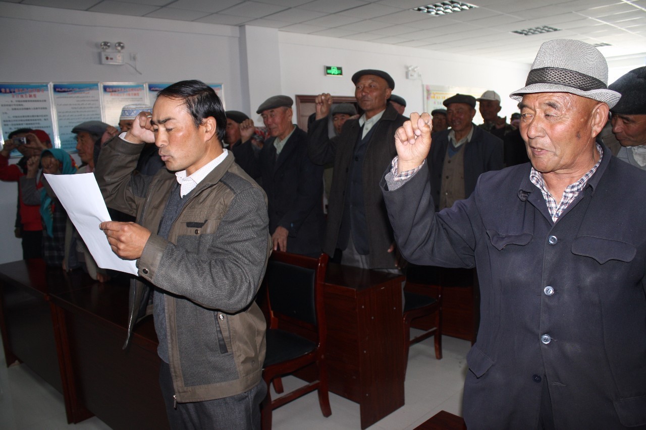决胜小康奋斗有我脱贫致富俱欢颜,脱贫致富奔小康