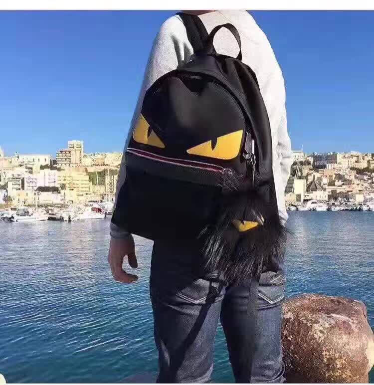 大家买奢侈品包包的感受聊聊,初次买奢侈品包推荐