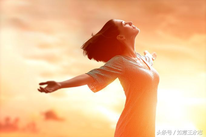 纯棉衣服的标签是什么样子的,衣服夹层棉和丝棉的区别