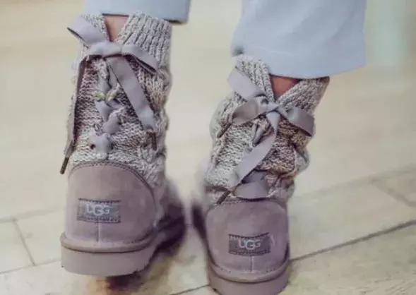 硬底不会塌的雪地靴推荐,今年流行的雪地靴测评推荐