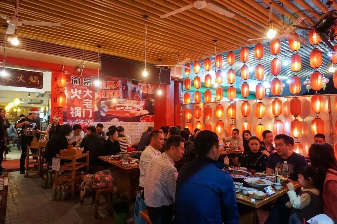 重庆火锅前十强十大必点菜,冬天重庆南山火锅推荐