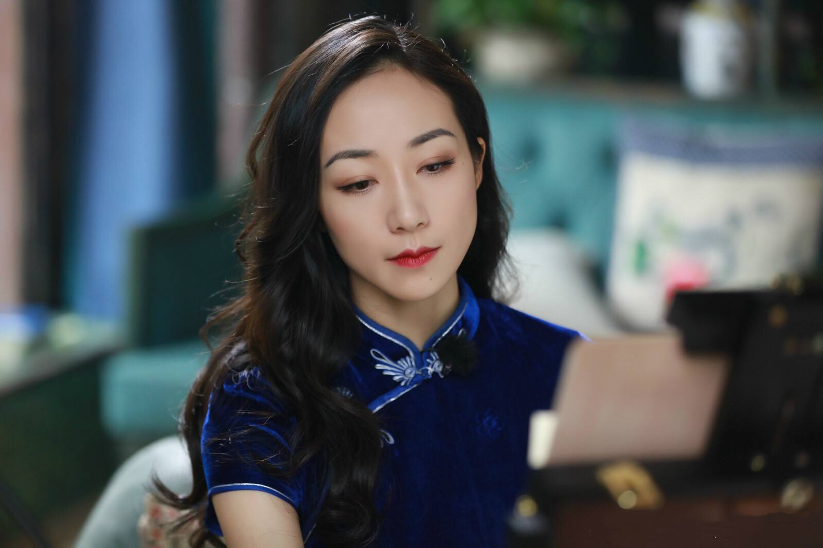 被称为娱乐圈京城四美的她,演绎英文版《海绵宝宝》真是萌翻天!