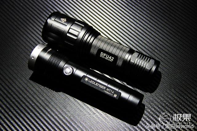 强光家用手电筒远射超亮,照明超远强光手电