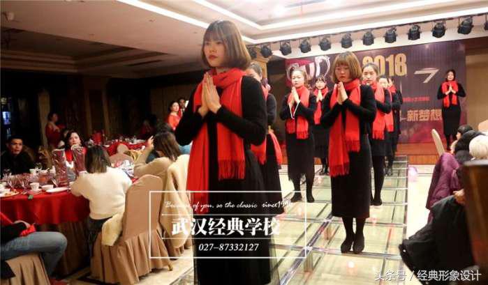 学化妆去哪个学校宿舍,学化妆上哪里好