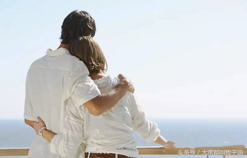 生完孩子多久可以看到大人,生完宝宝多久可以去看