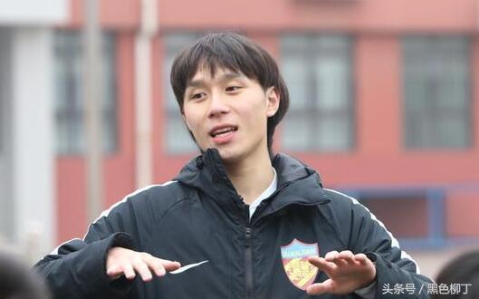 张修维回应球迷,张修维为啥没球踢