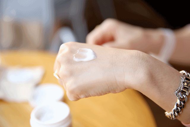 年度大赏｜拔了一整年的草，我到底用完了多少空瓶？