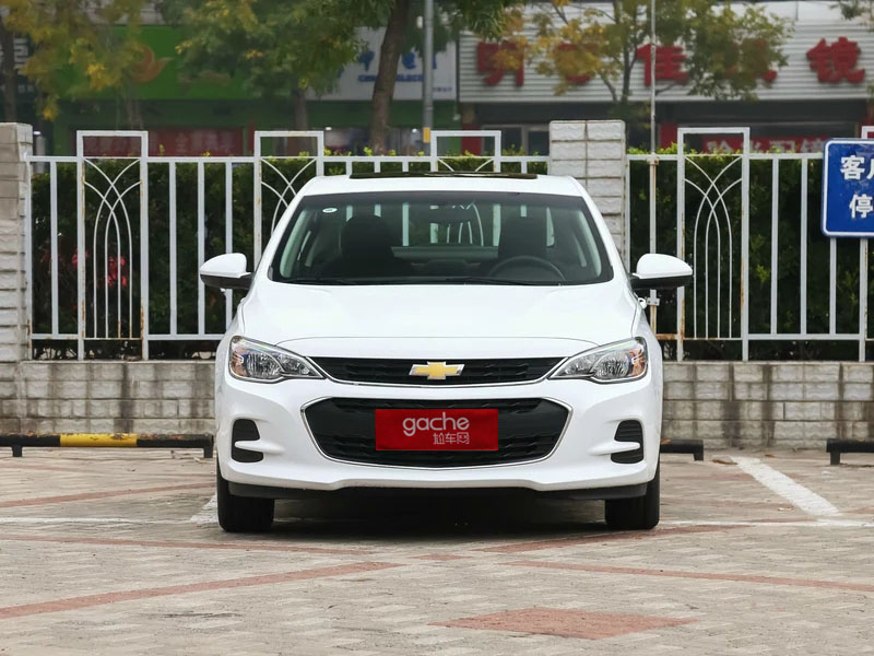 尬车网荐车丨以租代购,雪佛兰科沃兹天窗版,低首付7788元开回家