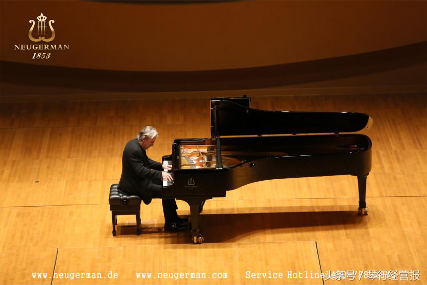 钢琴的真正魅力,拥有一架属于自己的钢琴