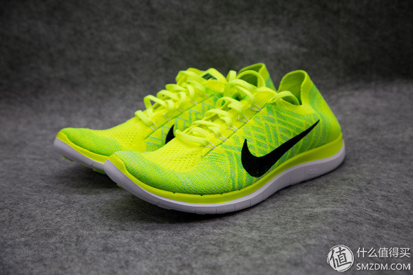 耐克骚粉篮球鞋400元以下,nike第二双鞋