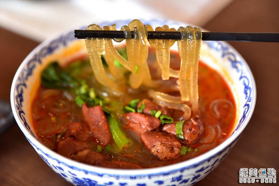 享私人温泉泡池度养生悠闲假期