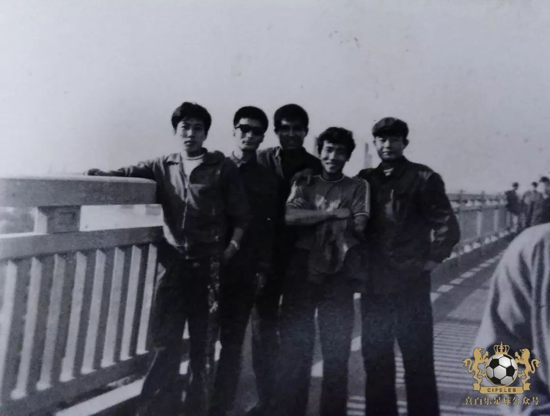 津门足坛双百颂张洪峰,天津足球王建华