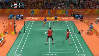 羽毛球的发球技巧与规则,羽毛球的发球正确方法与技巧