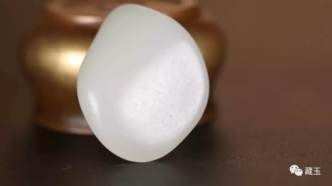 如何鉴别俄料真假,如何鉴别俄料和田玉的真假