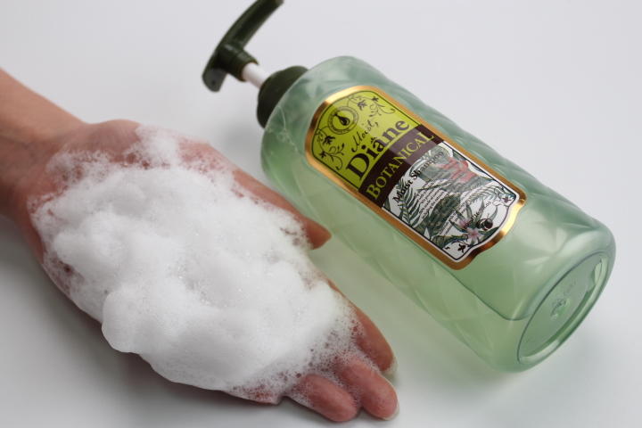 头发容易油洗发水测评,头发容易出油有头屑洗发水哪种好