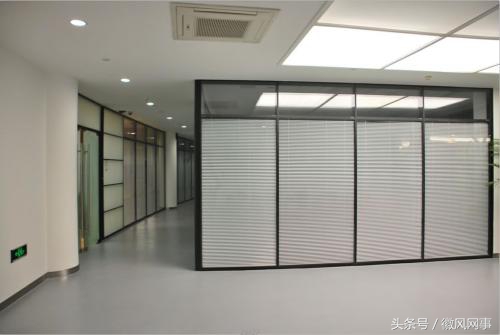 铝型材玻璃隔断框架,铝型材隔断是怎样报价的