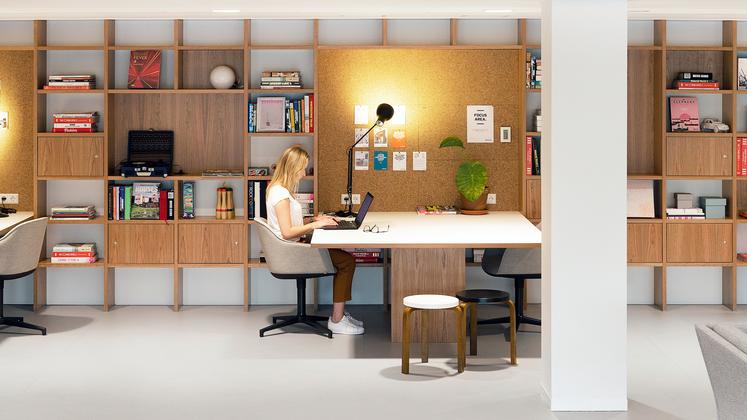 收纳一些小物件还是不错的,全都取决于收纳物件的选择