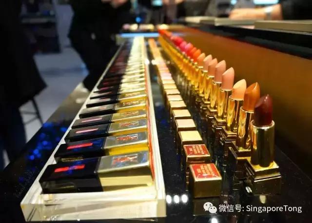 新加坡旅游回来带什么礼物,在新加坡可以带什么特产回国