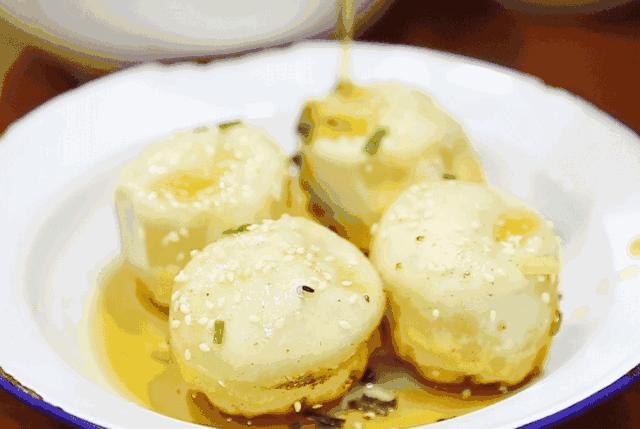 中国哪里的包子最好吃？广东叉烧包、天津狗不理、上海小笼包、成都韩包子、开封灌汤包、扬州三丁包……