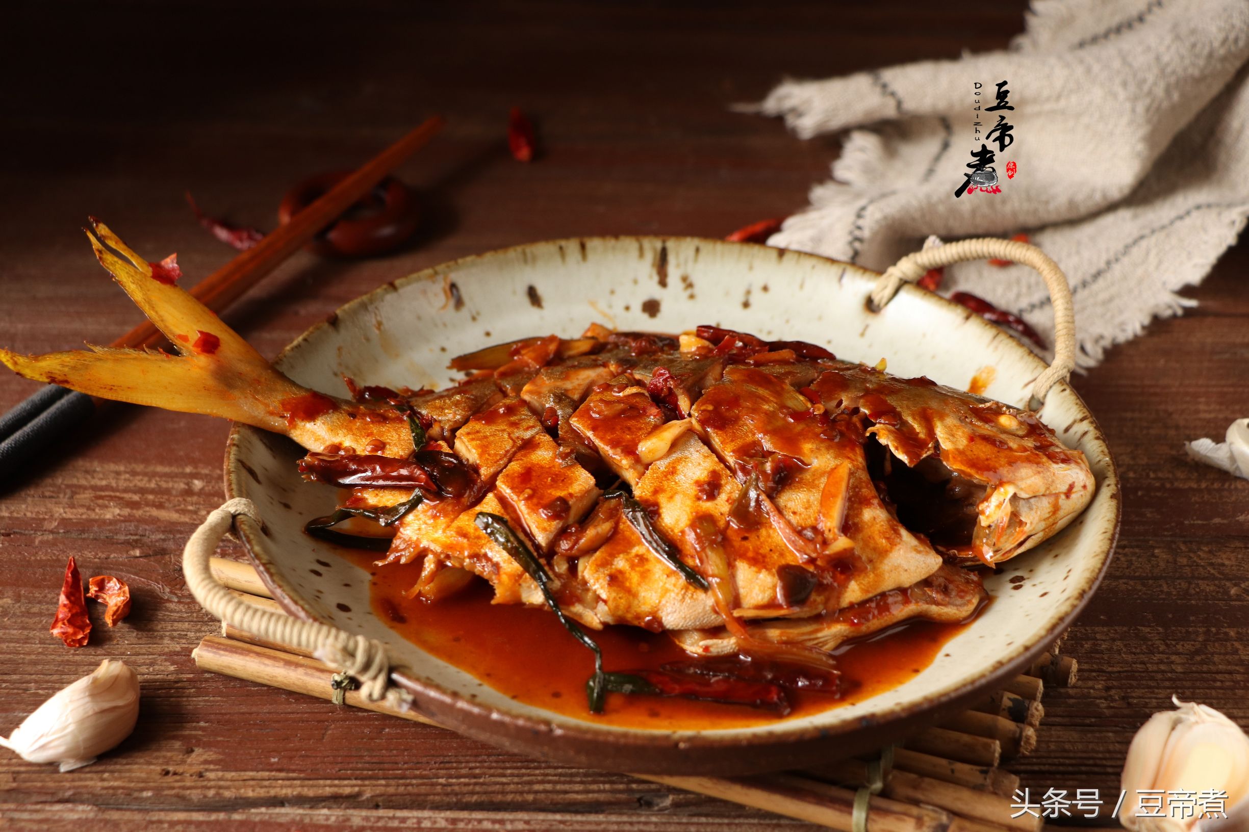 10道吉祥年夜菜年年有余怎么做,年夜饭系列二十道菜之年年有鱼