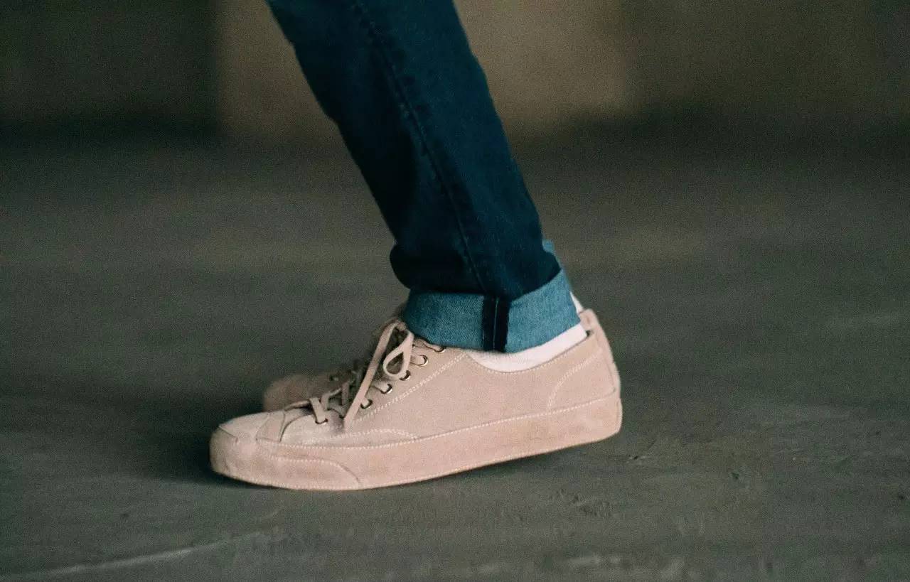 谁说国产球鞋做不出复古味,冷门国产球鞋品牌