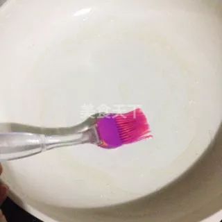 懒人煎饼两分钟就搞定了,一分钟教会你做正宗的煎饼果子