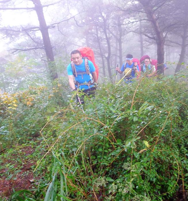 蒙山三十六计之十六：雨潜麻峪环古寺