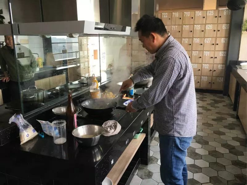 上海宝山乐翻天蹦床公园,蹦床主题公园宝山新杨湾